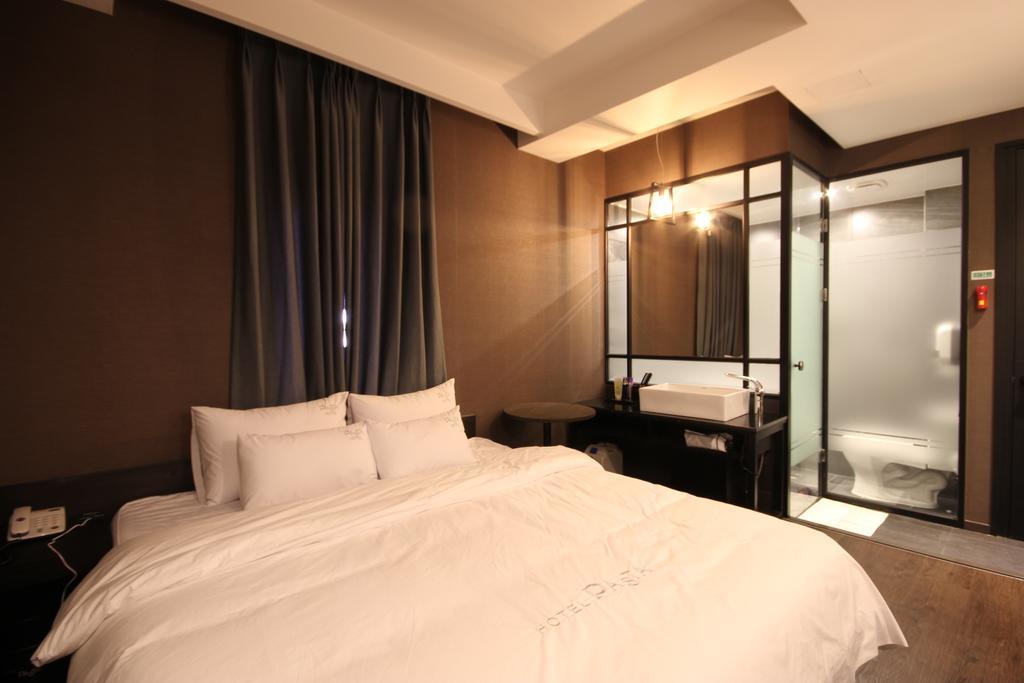 Hotel 38.5 Jinhae Changwon Buitenkant foto